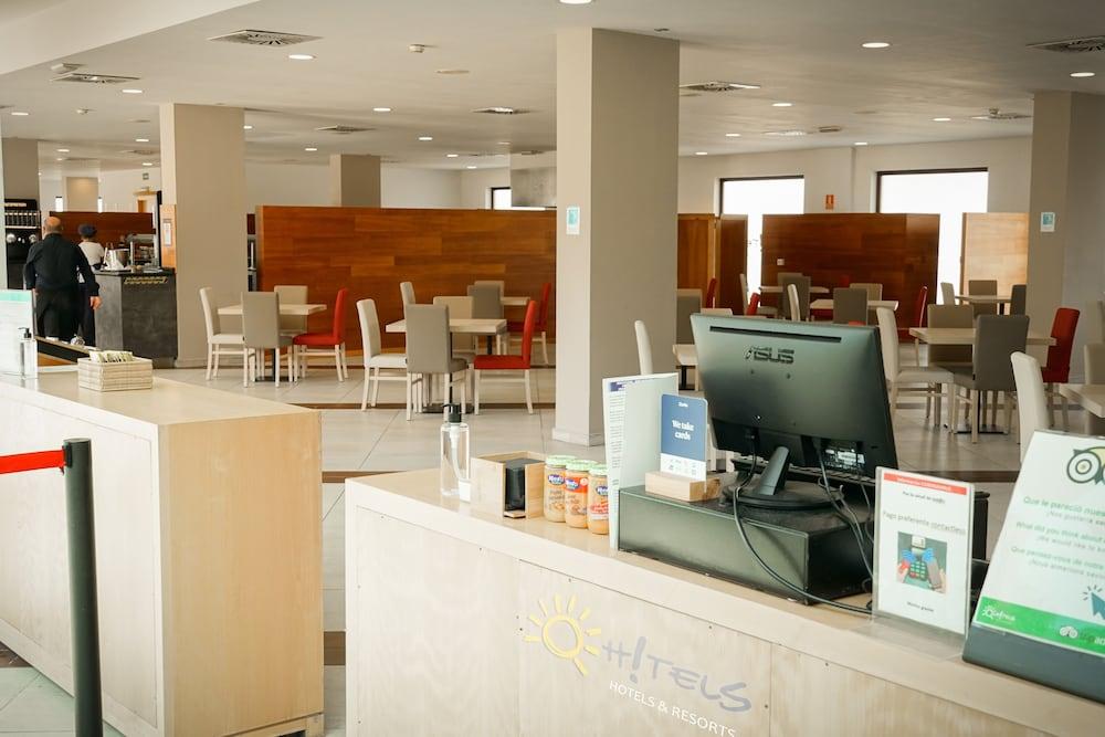 Hotel Ohtels Campo De Gibraltar La Línea de la Concepción Zewnętrze zdjęcie