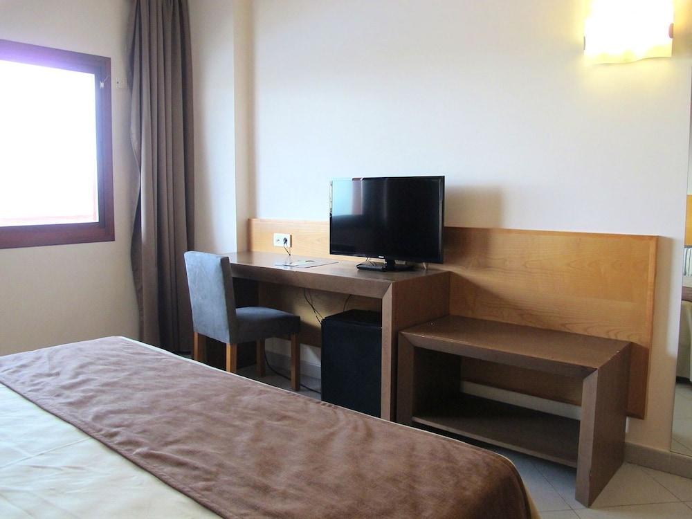 Hotel Ohtels Campo De Gibraltar La Línea de la Concepción Zewnętrze zdjęcie