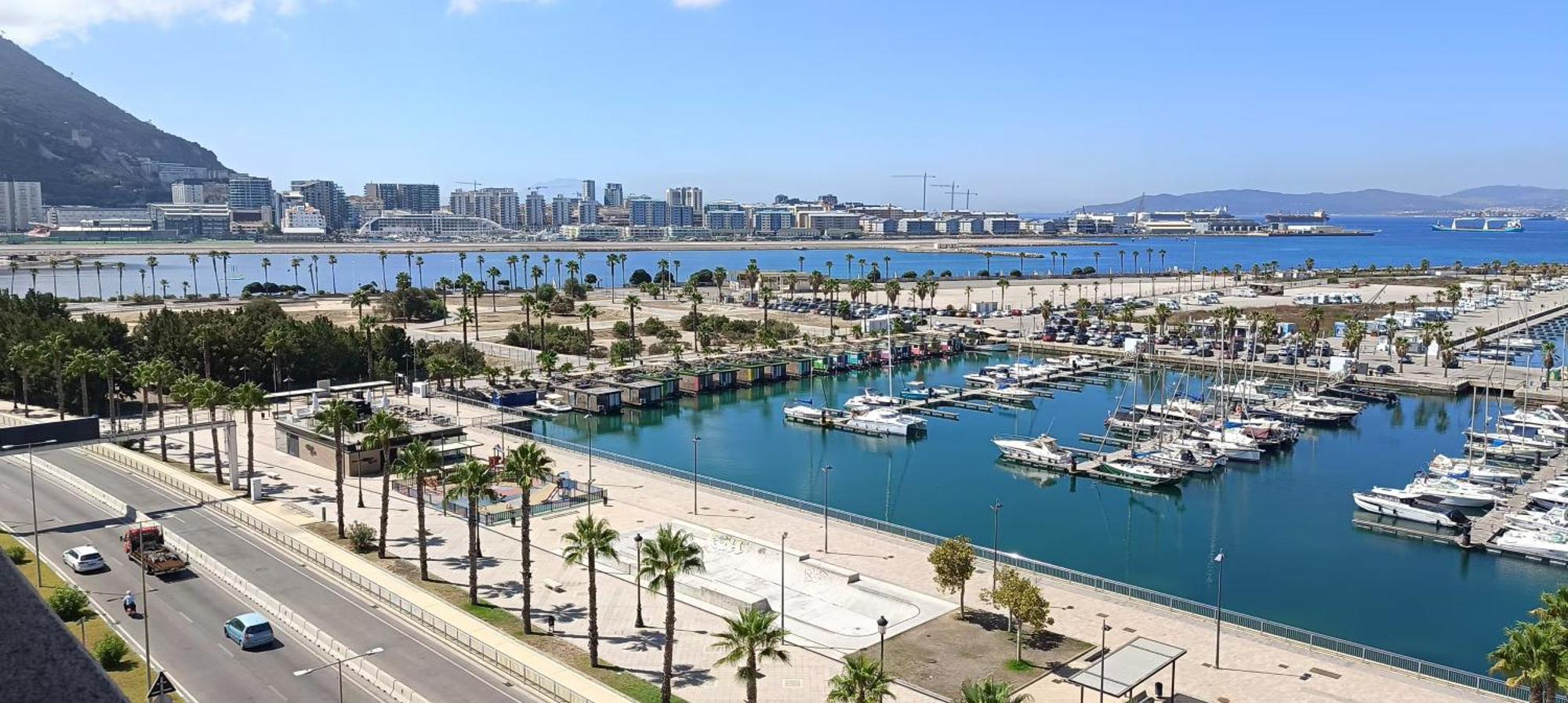 Hotel Ohtels Campo De Gibraltar La Línea de la Concepción Zewnętrze zdjęcie