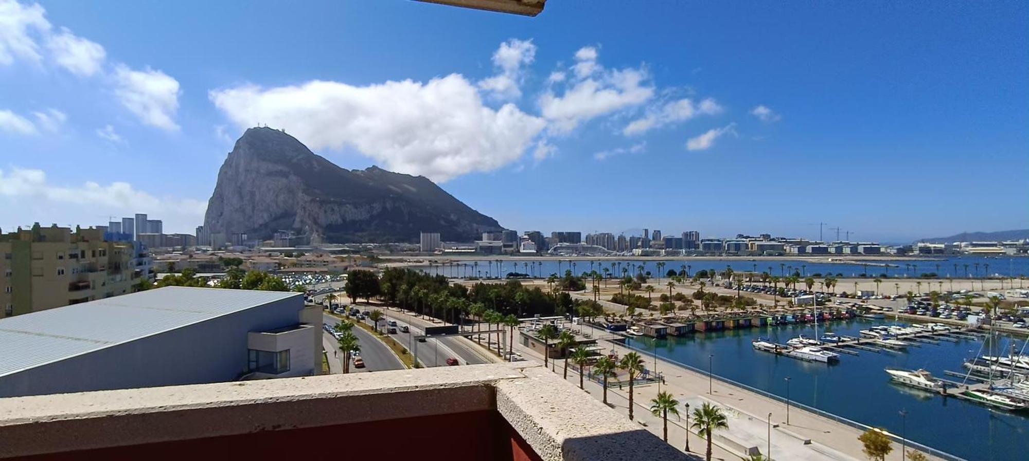 Hotel Ohtels Campo De Gibraltar La Línea de la Concepción Zewnętrze zdjęcie